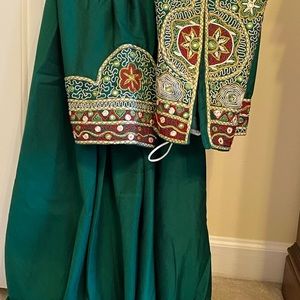 Indian outfit: Three piece skirt set